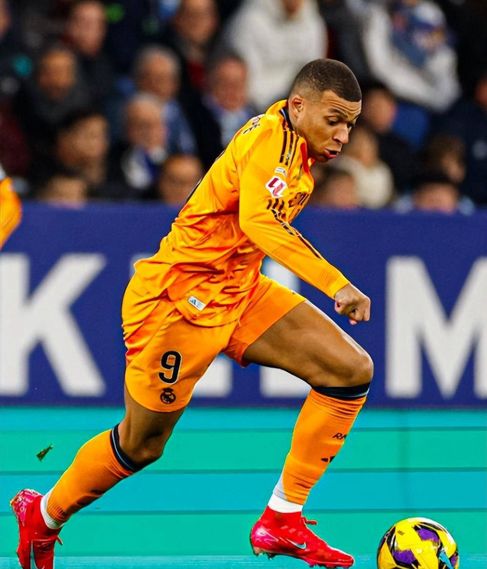 爱游戏tv-西班牙队在大赛中取得连胜，豪取三分继续领跑