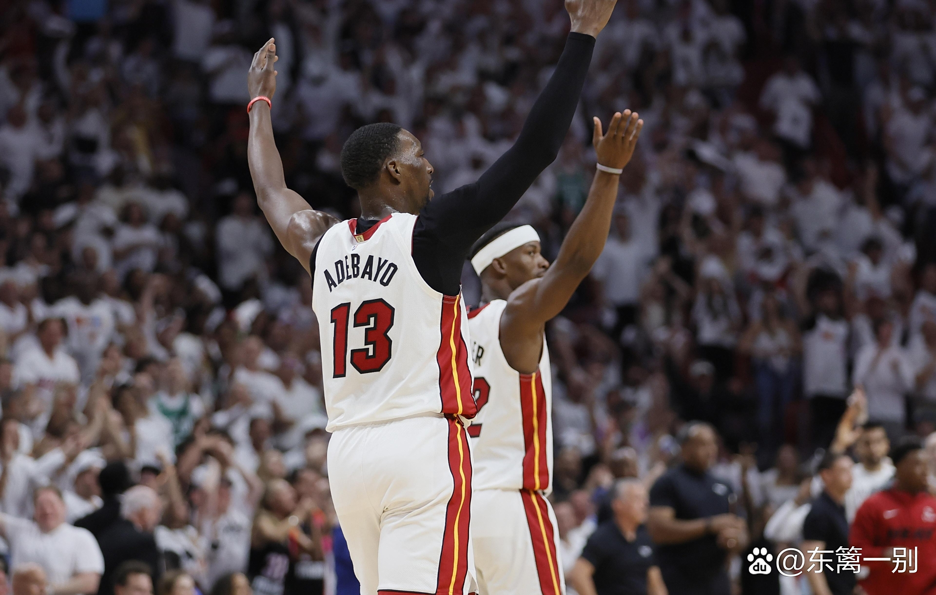 爱游戏官网-热火队在主场比赛中获得胜利