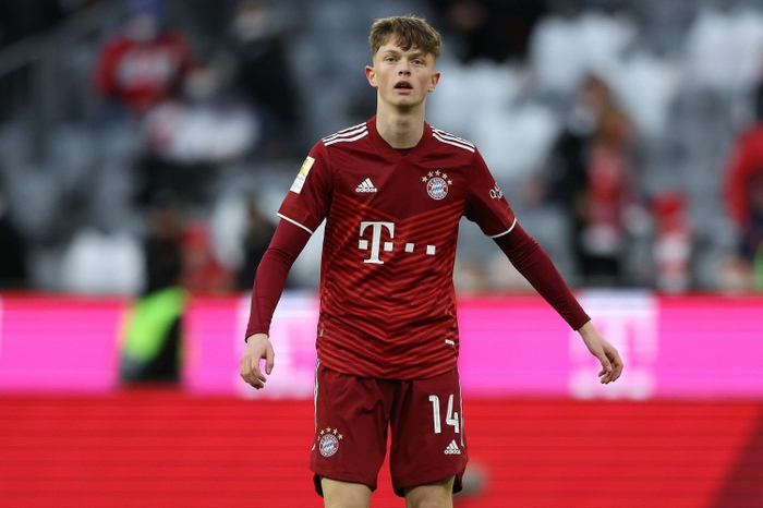 关于拜仁慕尼黑中场受伤,恐缺席关键战役的信息 关于拜仁慕尼黑中场受伤,恐缺席关键战役的信息