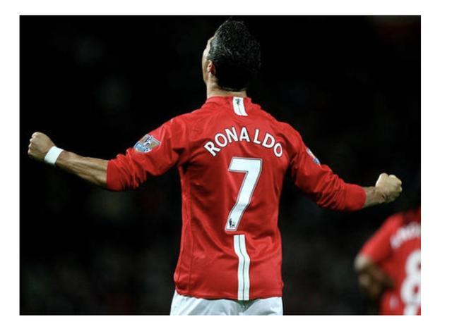 爱游戏-曼城签下新锋卡瓦尼，打造霸主阵容