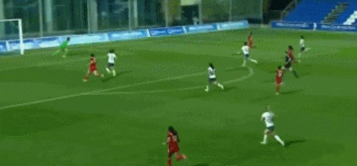 中国女足遭连败打击，球员调整训练态度的简单介绍