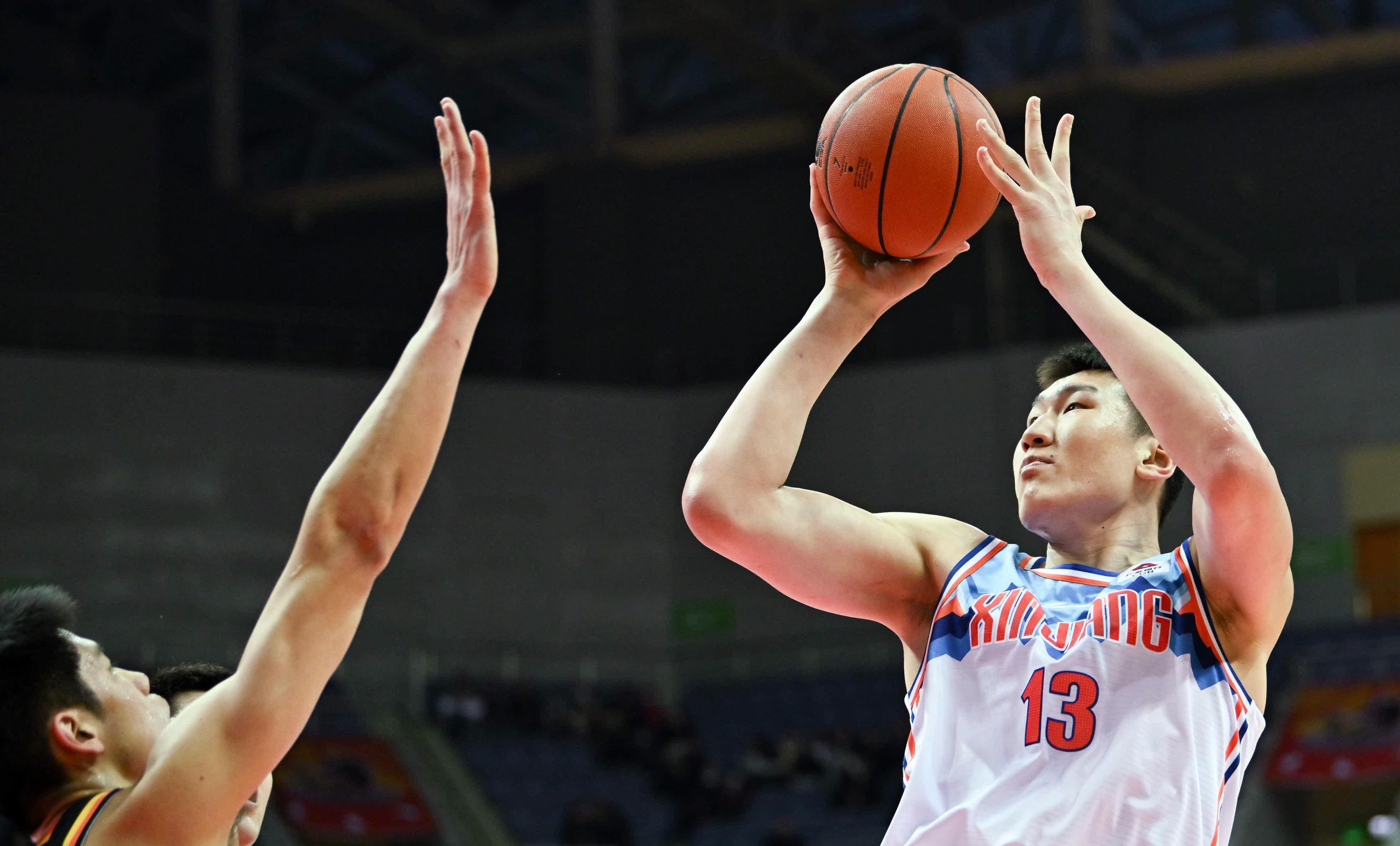 关键比赛：球队全力以赴，积极备战