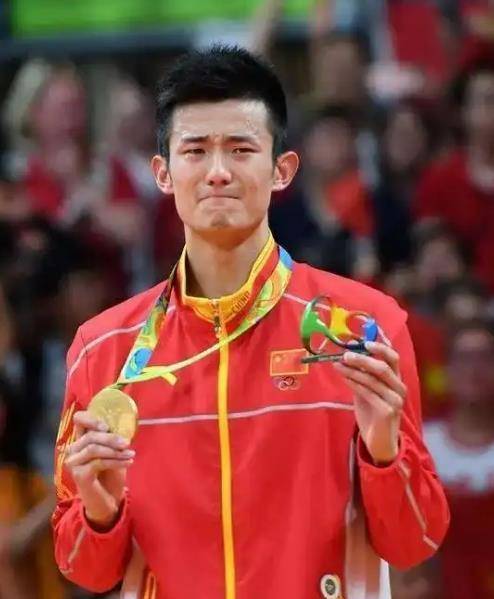 关于法国羽毛球队力克日本羽毛球队，谌龙绝境逆转的信息