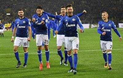 沙尔克04主场遭遇惊险败局，暂居垫底的简单介绍