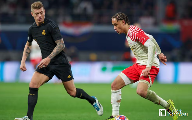 RB莱比锡球员战意昂扬，全力以赴，决胜关头的简单介绍