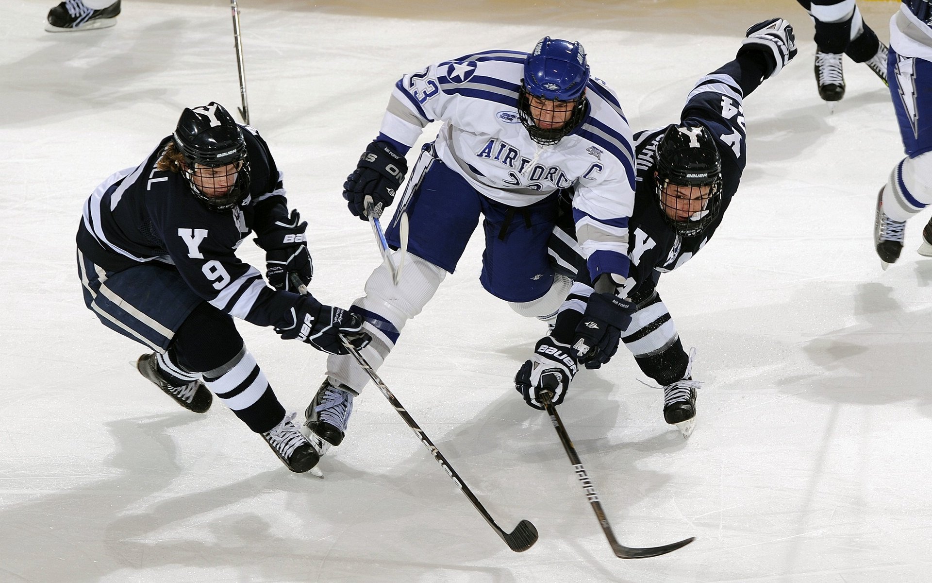 爱游戏体育官网-双星闪耀，从纽约到伊斯坦布尔的末节主宰者