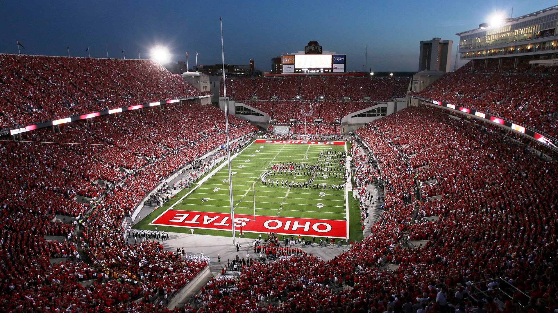 赛场风云录，德国足球轻取中国，桃田贤斗领军羽球告捷