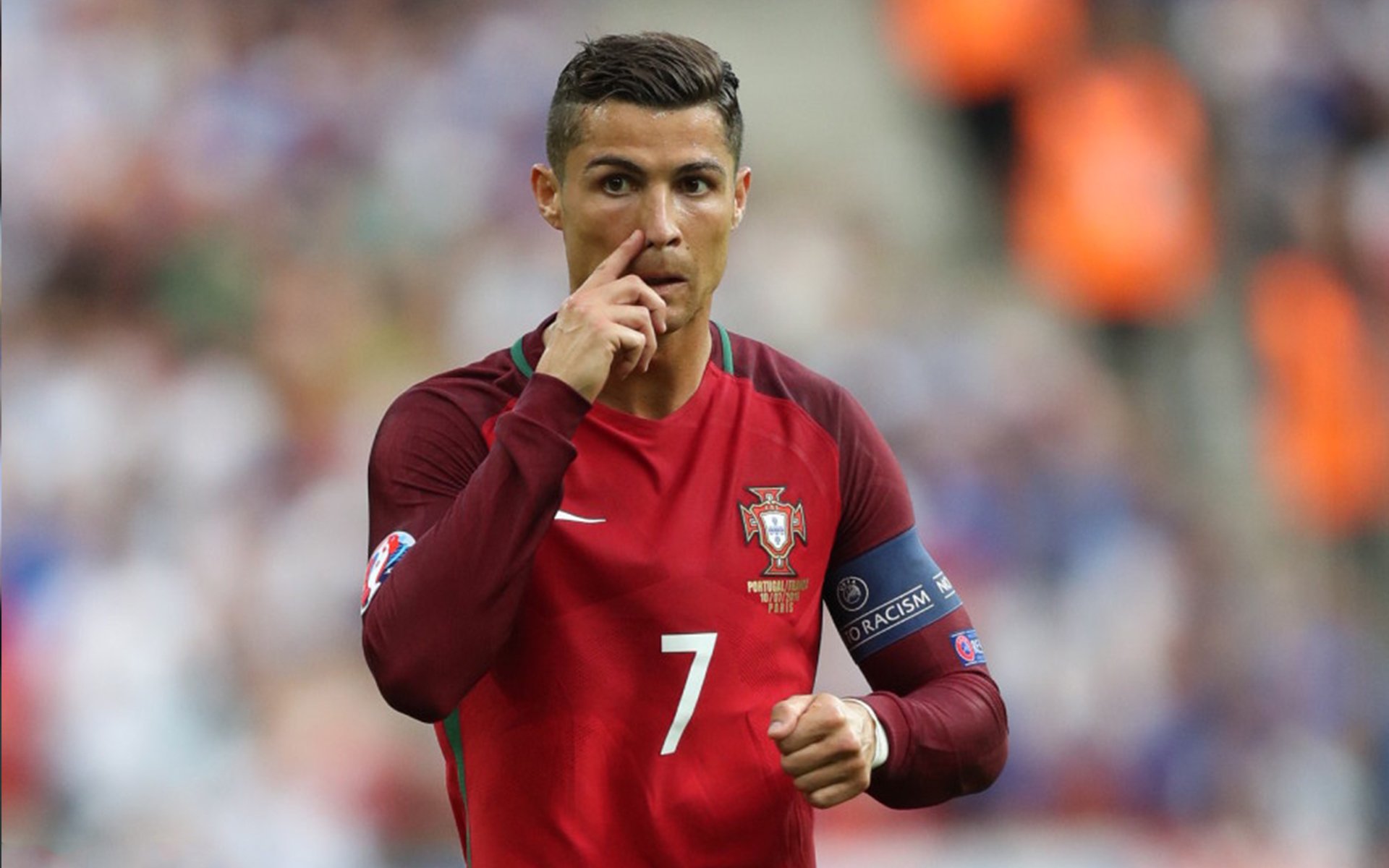 爱游戏官方-红色闪电撕裂红牛王朝，汉密尔顿史诗级逆转背后的战术与意志